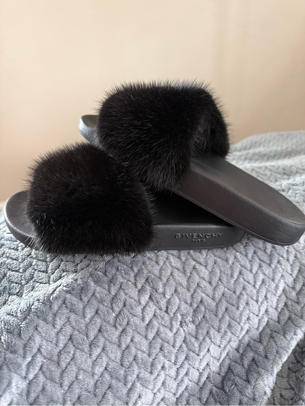 Givenchy Mink Black Fur Slide Sandals with Plush Upper